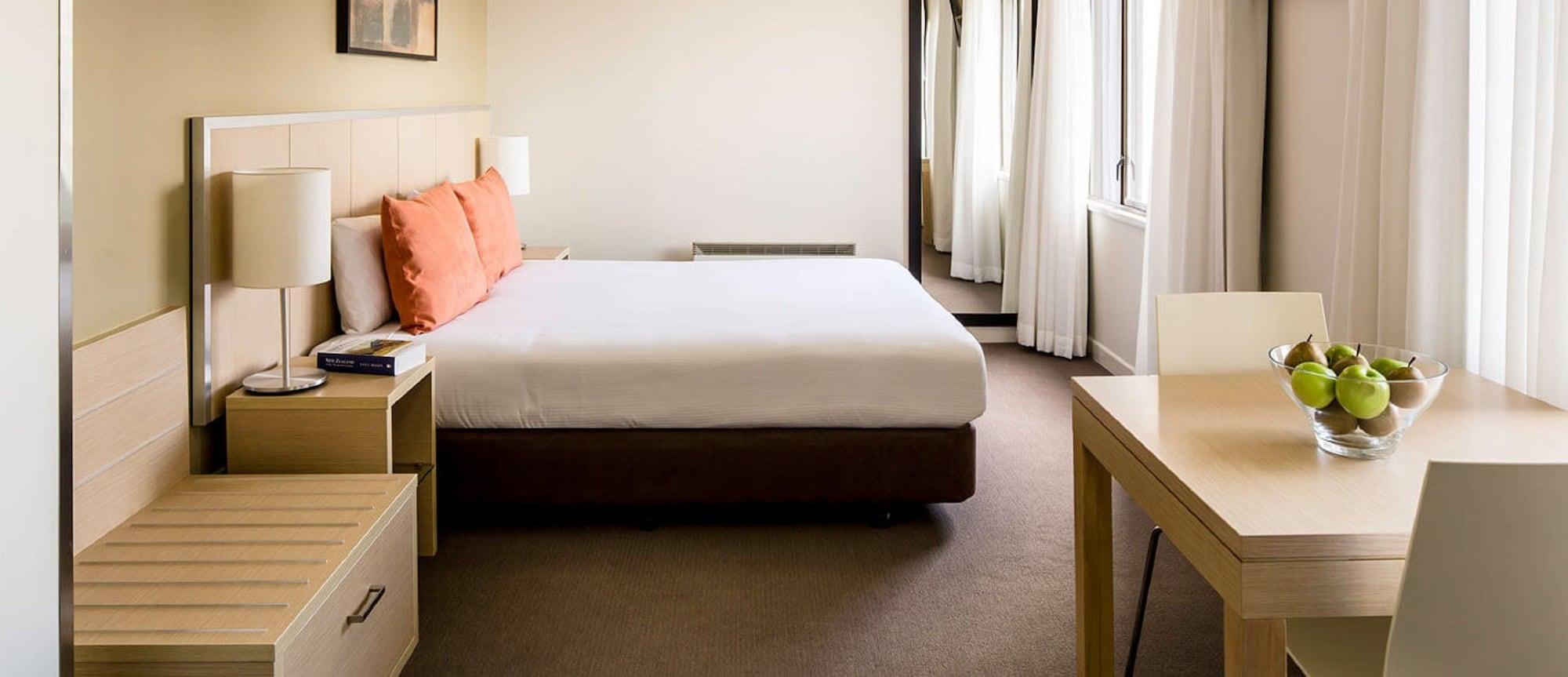 Travelodge Hotel Уелингтън Екстериор снимка
