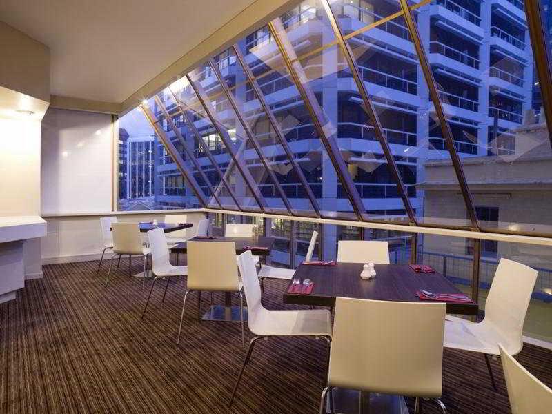 Travelodge Hotel Уелингтън Екстериор снимка