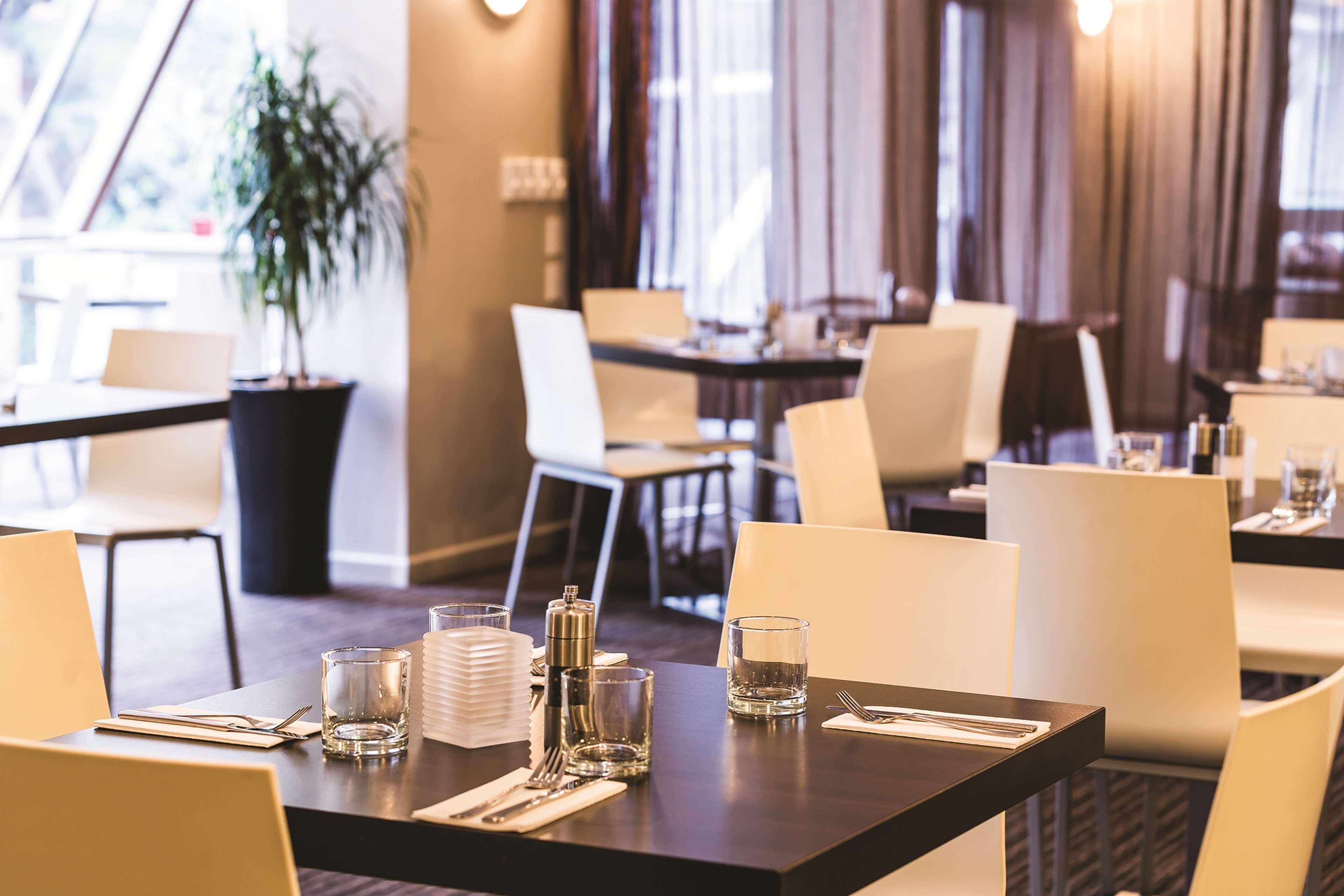 Travelodge Hotel Уелингтън Екстериор снимка