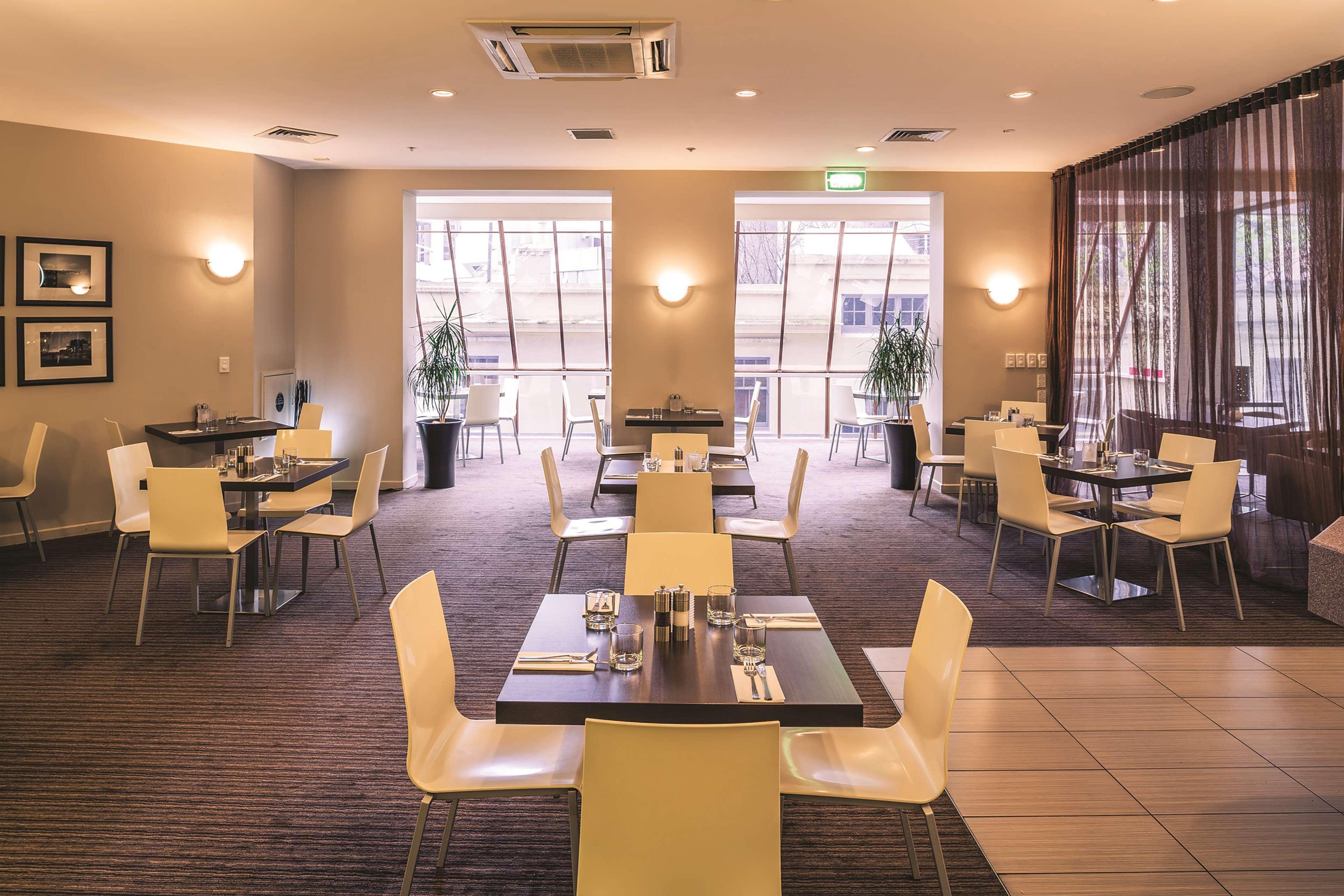 Travelodge Hotel Уелингтън Екстериор снимка