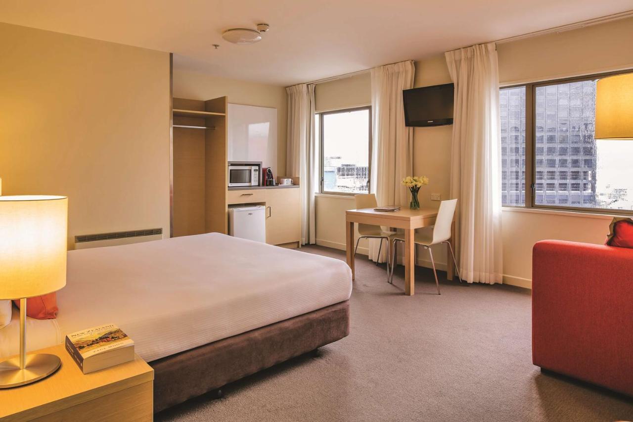 Travelodge Hotel Уелингтън Екстериор снимка