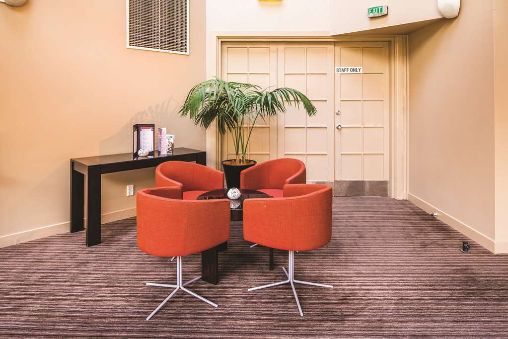 Travelodge Hotel Уелингтън Ресторант снимка